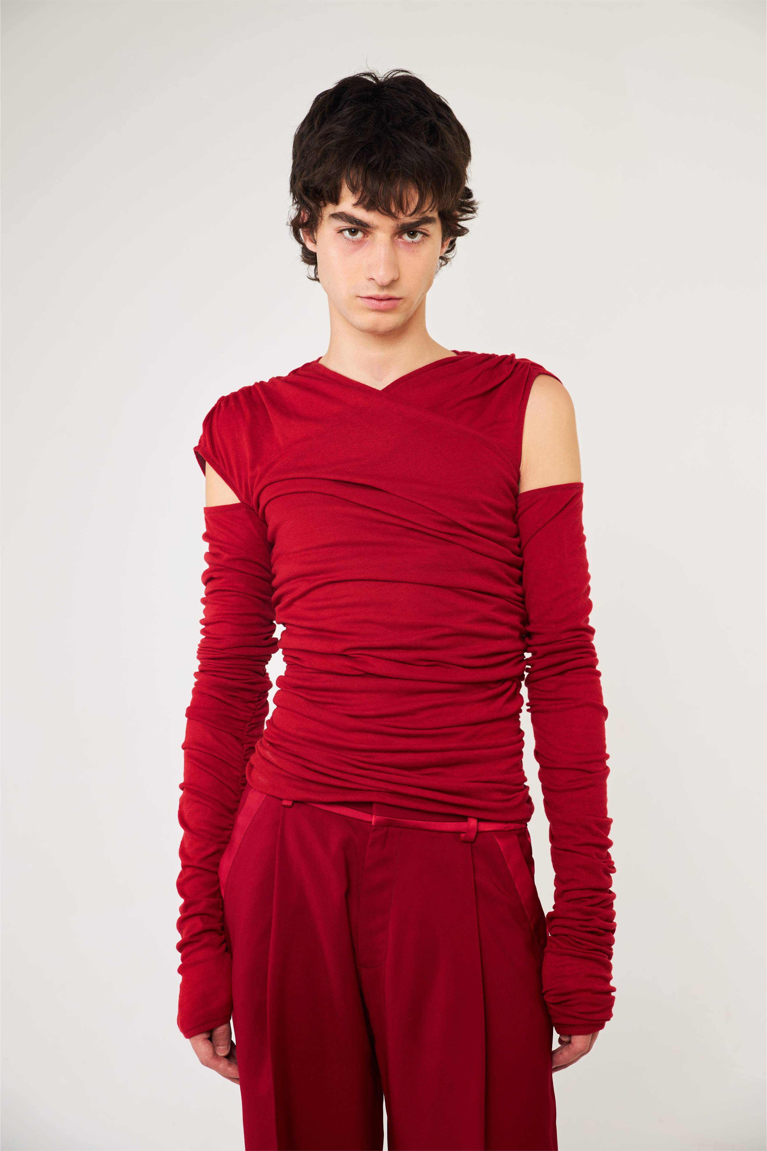 Asymmetrical top – victorvonschwarz
